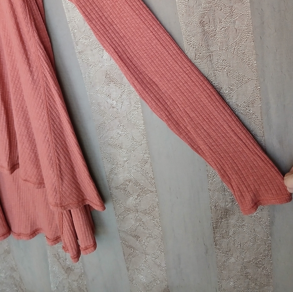 💎 Lululemon LIKE NEW Women's Top Athletic Flowy DARE TO DRAPE #0366 - Picture 6 of 10